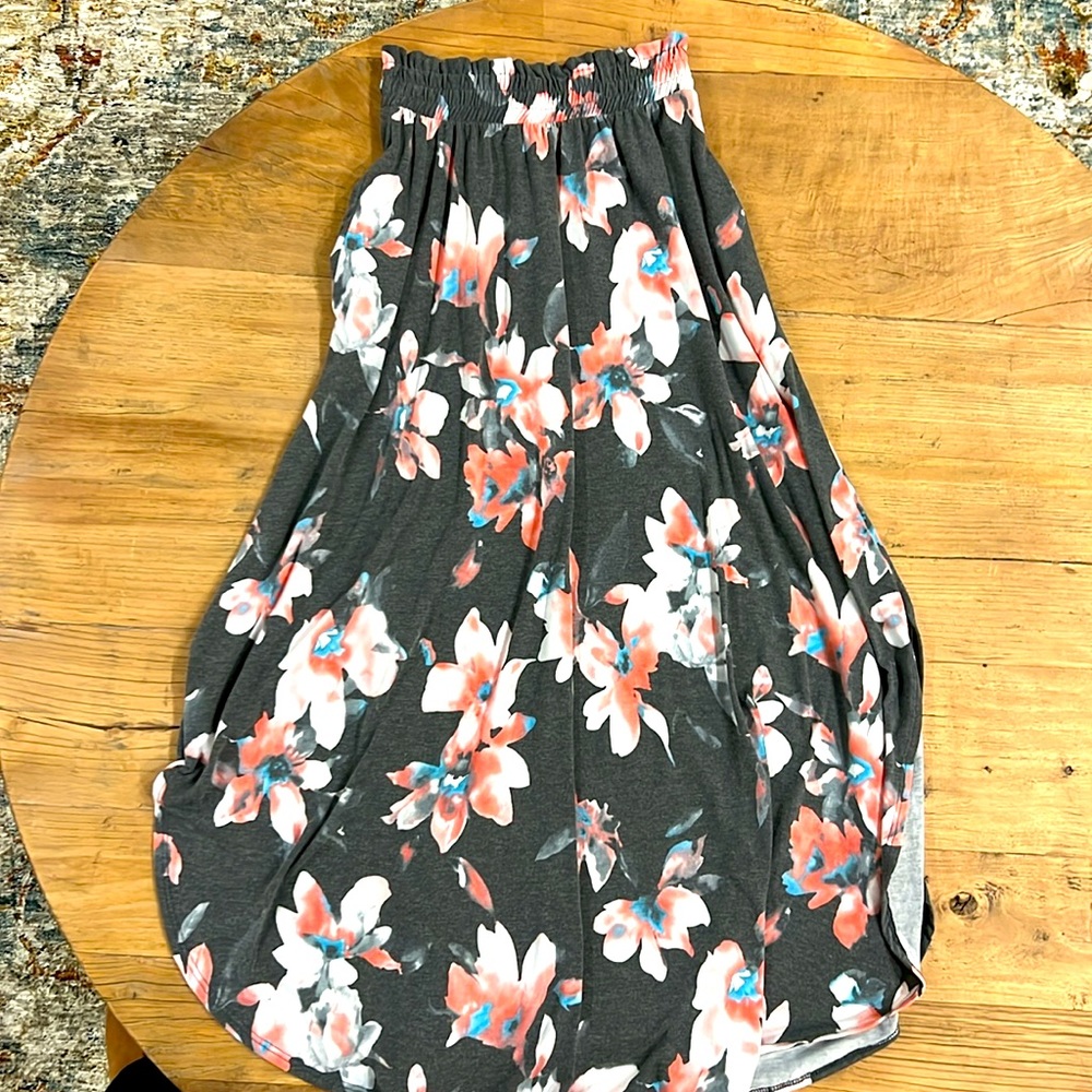 Women’s skirt